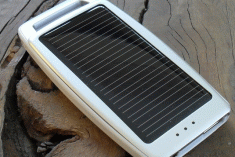 Arctic Cooling C1 Mobile USB Charger with Solar Panel