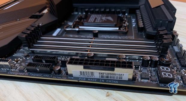 GIGABYTE Z690 AORUS Master Motherboard Review 14