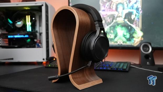 Open Gallery Corsair Virtuoso RGB Wireless XT Gaming Headset Review 04