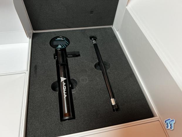 ASRock Z690 Aqua OC Motherboard Review 11