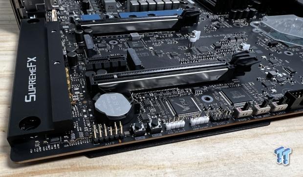 ASUS ROG Z690 Maximus Extreme Glacial Motherboard Review 12