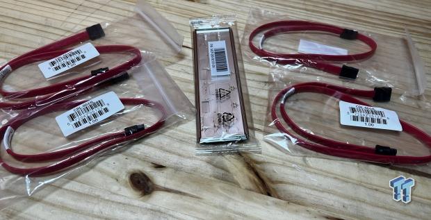 Supermicro X13SAE Workstation (Intel W680) Motherboard Review 13