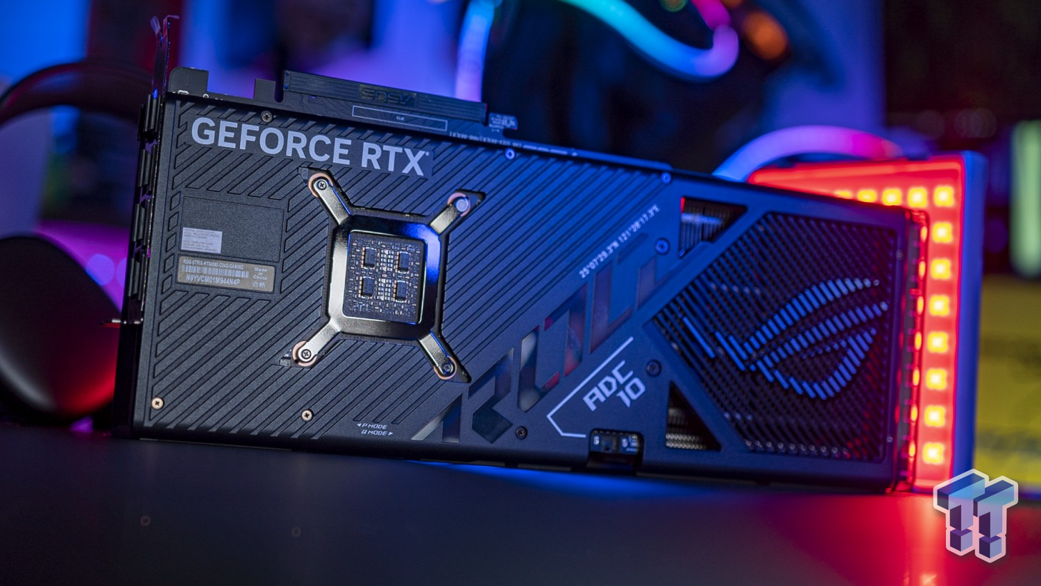 Asus RTX 4090 ROG Strix OC Review: Truly Massive