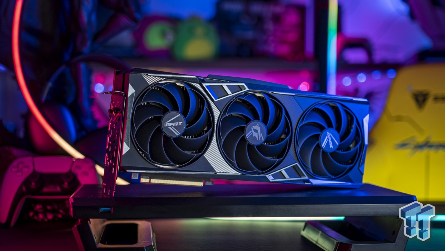 Colorful GeForce RTX 4080 Ultra White OC Review