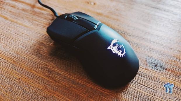MSI Clutch GM31 Lightweight Wired Gaming Mouse Review 4