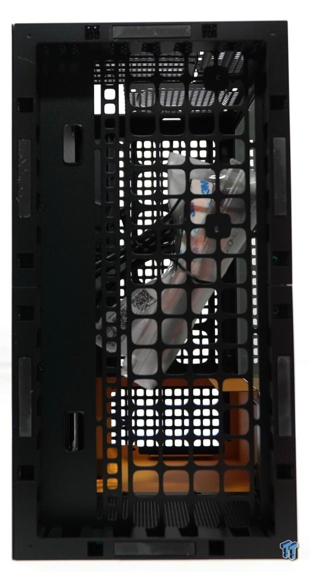 Geometric Future Model 4 King Arthur Mid-Tower Case Review 8