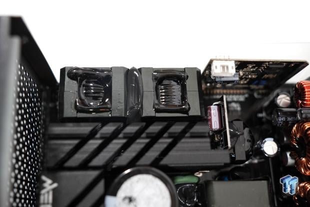 MSI MEG Ai1300P ATX 3.0 1300-watt 80 PLUS Platinum PSU Review 20 MSI MEG Ai1300P ATX 3.0 1300-watt 80 PLUS Platinum PSU Review 20