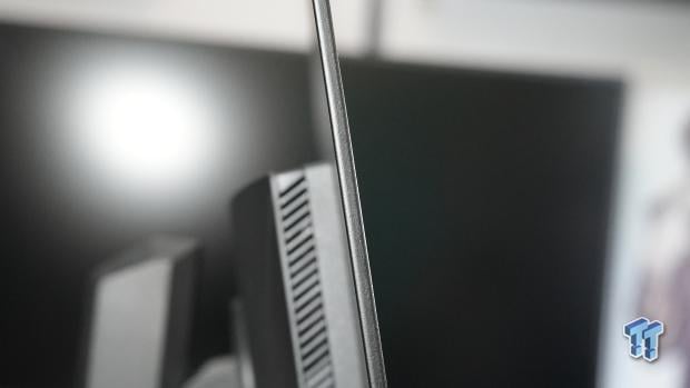 Acer Predator X27U 240Hz 27-inch 1440p OLED Gaming Monitor Review 21