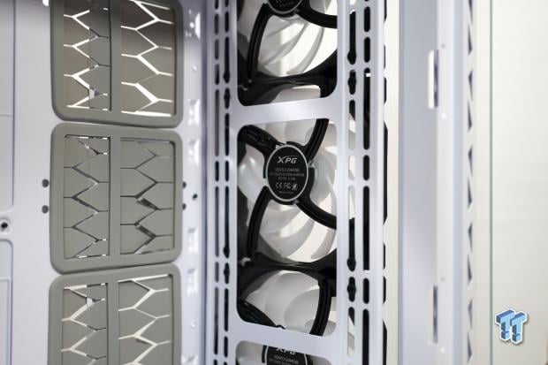 XPG Battlecruiser II Super Mid-Tower Chassis Review 13