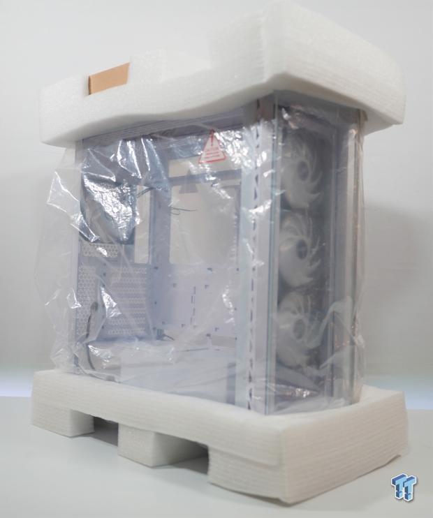 XPG Battlecruiser II Super Mid-Tower Chassis Review 5