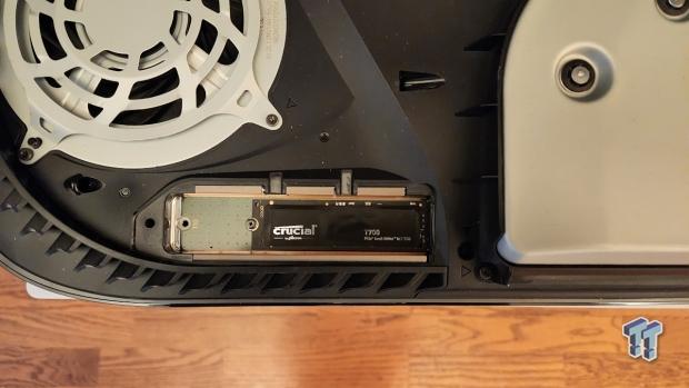 Crucial T700 4TB SSD Review - Performance redefined 07