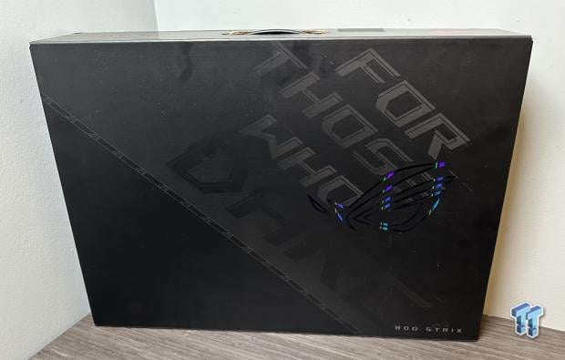 ASUS ROG Strix Scar 17 Gaming Laptop Review 05