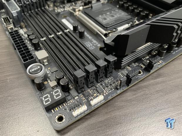 ASUS ROG Strix Z790-E Gaming Wi-Fi II Motherboard Review 15