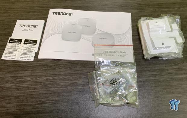 TRENDnet TEW-925DAP AX5400 Wi-Fi 6 PoE+ Access Point Review 07