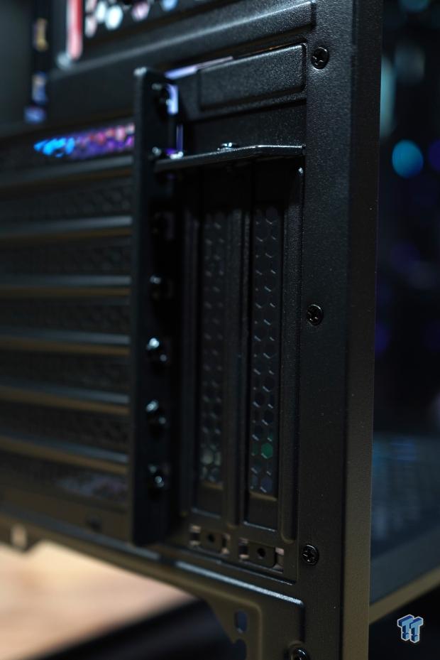Enermax StarryKnight SK30 V2 Mid-Tower Chassis Review 16