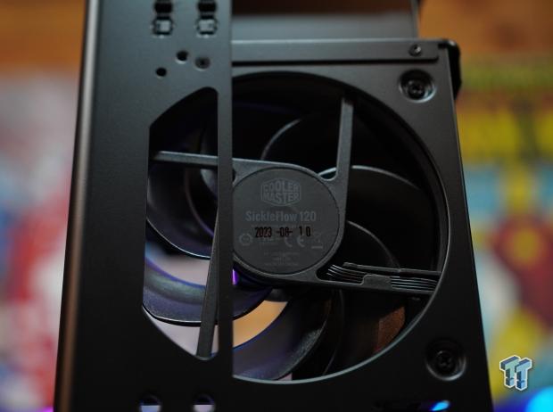 Cooler Master NCORE 100 MAX mITX Chassis Review 13
