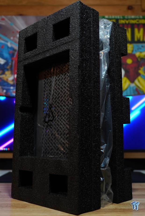 Cooler Master NCORE 100 MAX mITX Chassis Review 3