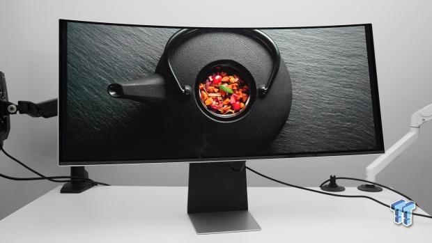 Samsung G8 34-inch QD-OLED Gaming Monitor Review - 175Hz for $900 10