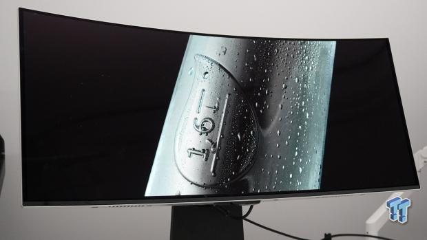 Samsung G8 34-inch QD-OLED Gaming Monitor Review - 175Hz for $900 37