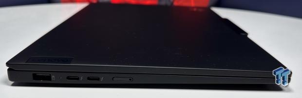 Lenovo ThinkPad X1 Carbon Gen 12 Review 07