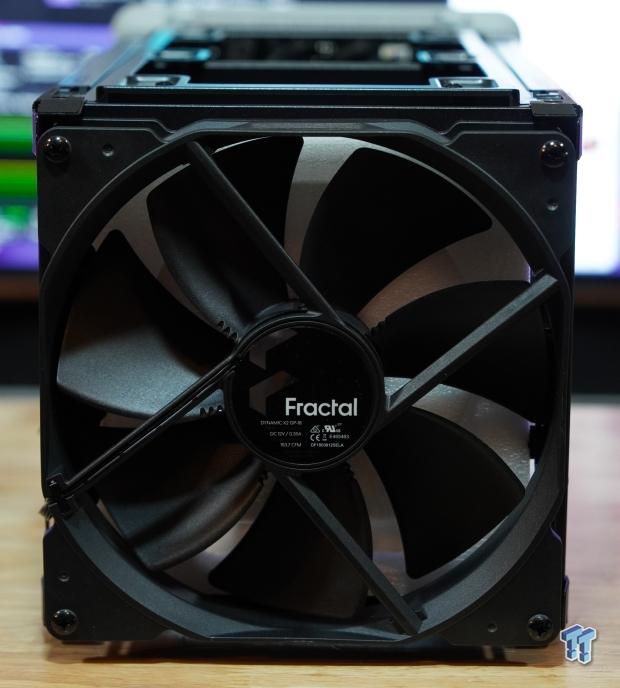 Fractal Design Mood mITX Chassis Review 12