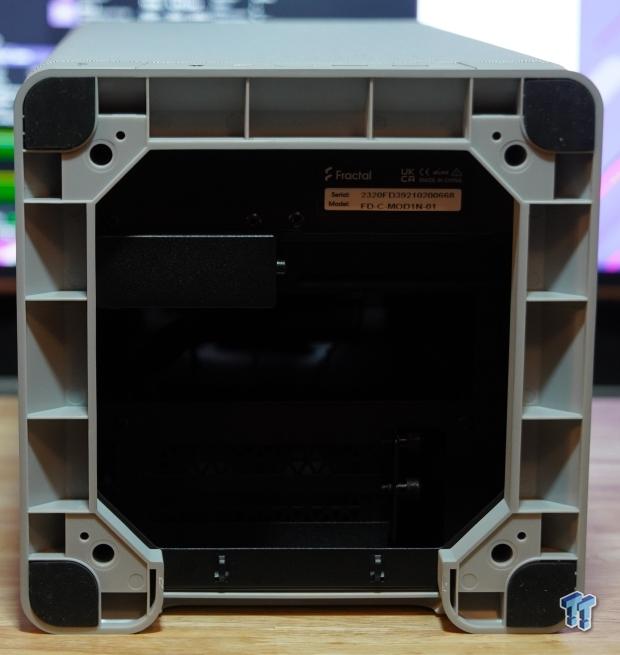 Fractal Design Mood mITX Chassis Review 8