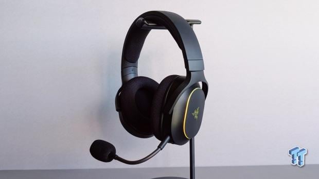 Razer Barracuda X Chroma Wireless Gaming Headset Review - Bright Lights, Big Sound 7