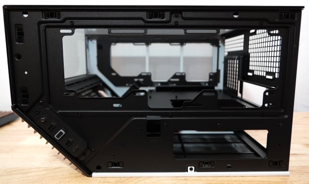 APNX V1-W Dual Chamber Mid-Tower Case Review 15