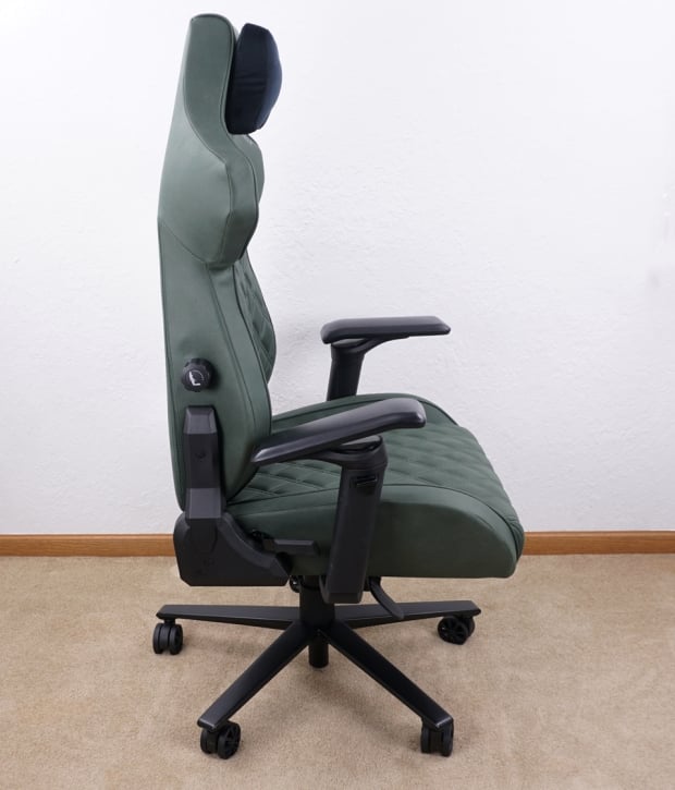 Corsair TC500 LUXE Gaming Chair Review 25