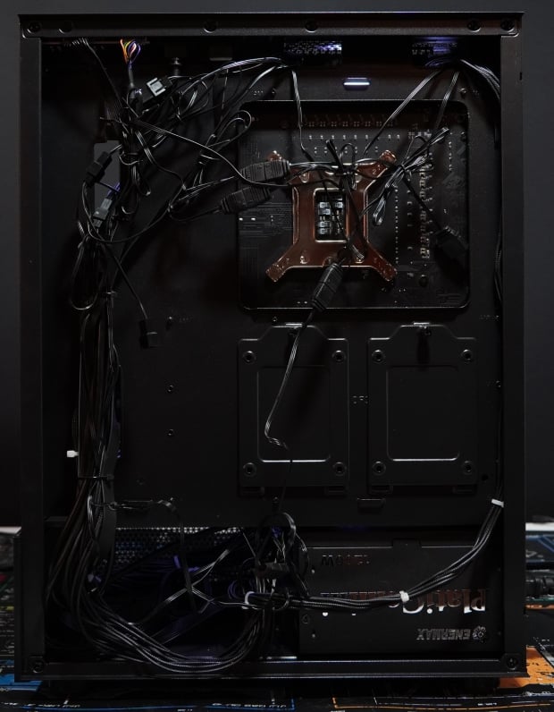 XPG Invader X Mini ATX Chassis Review 14