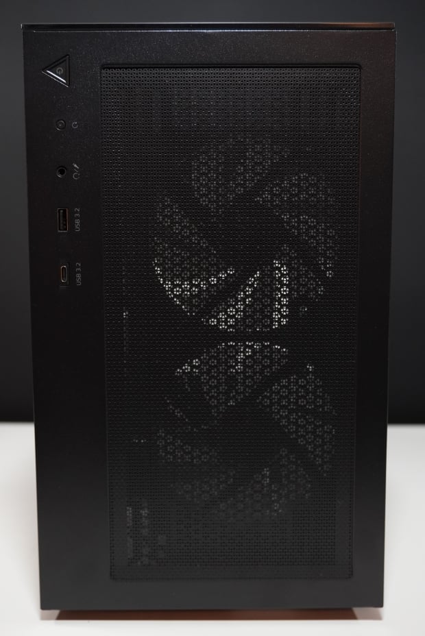 XPG Invader X Mini ATX Chassis Review 9