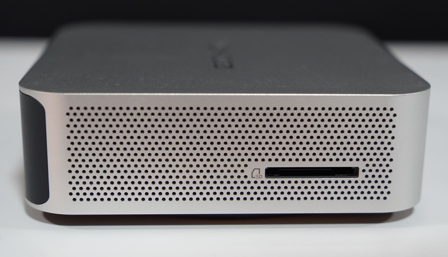 GEEKOM A6 Mini PC Review - AMD Ryzen 7 power in a small package