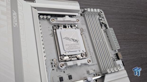GIGABYTE B850 AORUS ELITE WIFI7 ICE Motherboard Review 25
