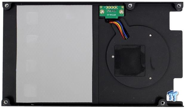 HighPoint Rocket 7604A Gen5 x16 NVMe RAID AIC Review - Half the Size, All the Speed 07