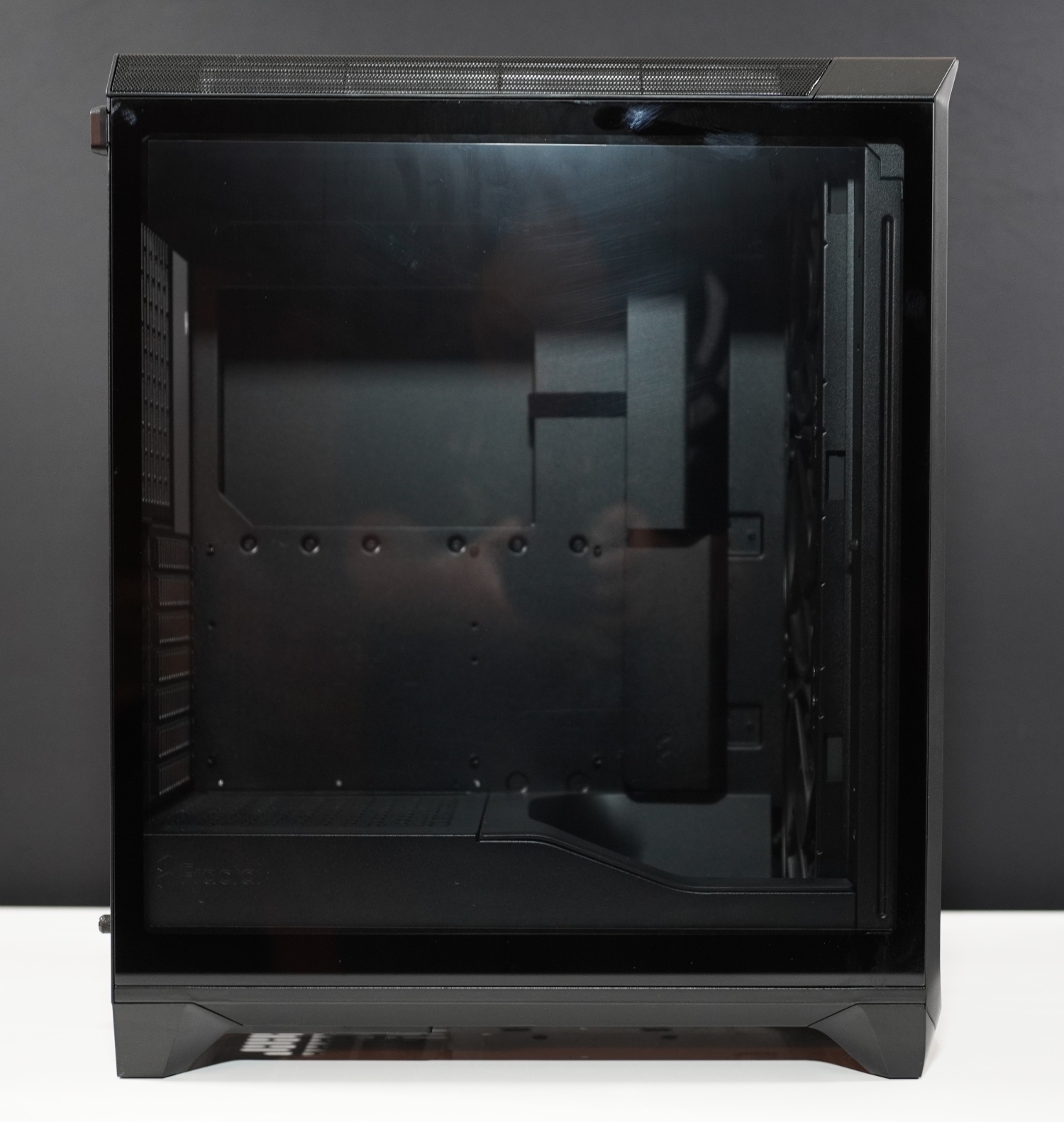 Fractal Design Meshify 3 Mid-Tower Chassis Review