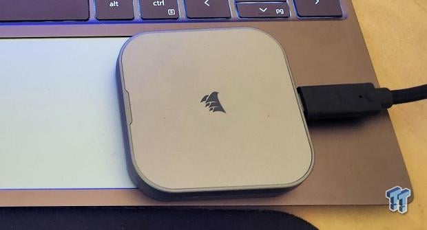 11081_888_corsair-ex400u-2tb-