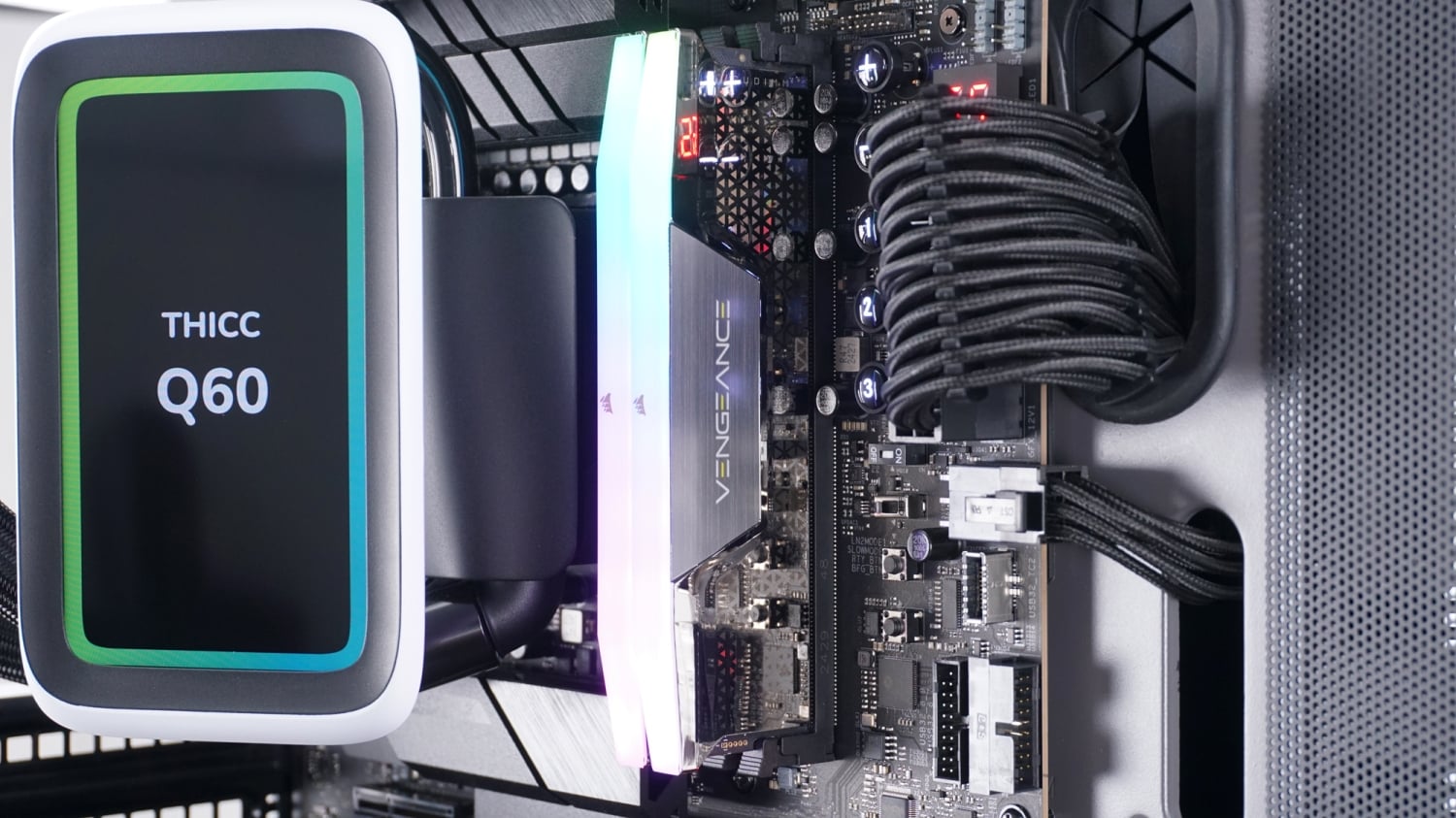 11082_99_corsair-vengeance-rgb