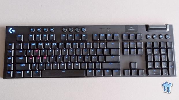 Logitech G915 X LIGHTSPEED Wireless Gaming Keyboard Review