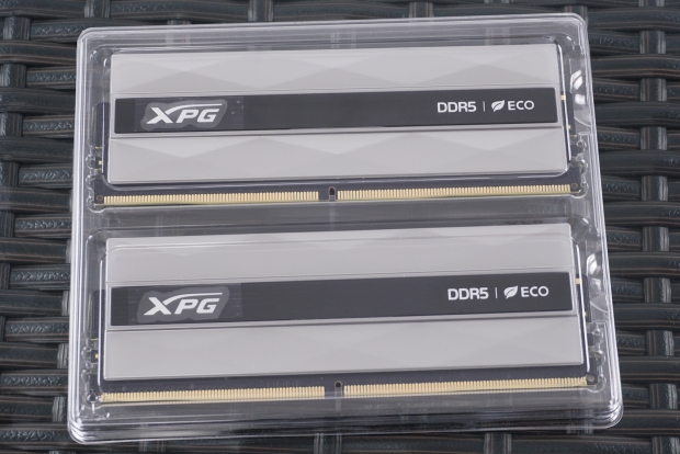 XPG Lancer Neon RGB ECO DDR5-8000 32GB CUDIMM Dual-Channel Memory Kit Review 04