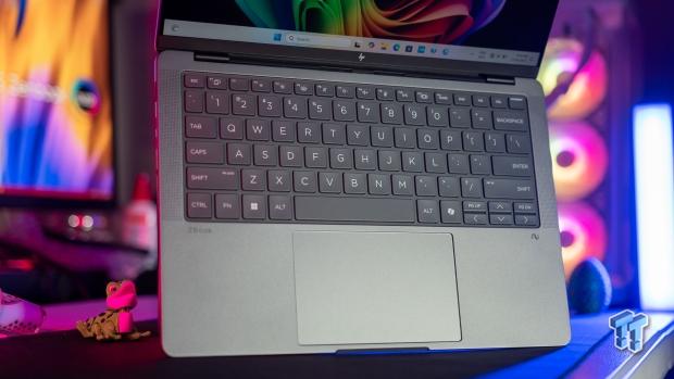 HP ZBook Ultra G1a 14 (Strix Halo APU) Workstation Laptop Review 18