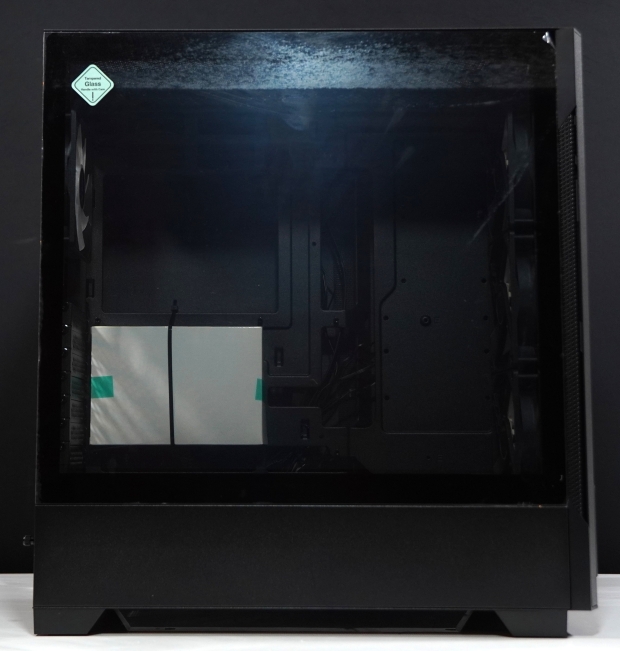 XPG Starker Air BTF Chassis Review 6