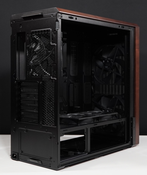 Lian Li Lancool 217 Mid-Tower Chassis Review 12