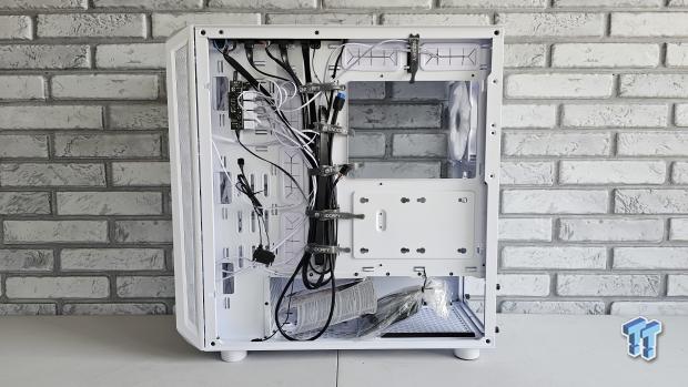 Endorfy Arx 700 White ARGB Mid-Tower Chassis Review 17