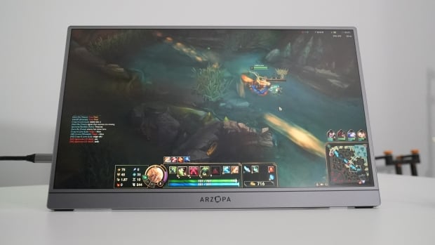 ARZOPA Z1FC Gaming Monitor Review - Portable 144Hz Gaming for $129.99 50