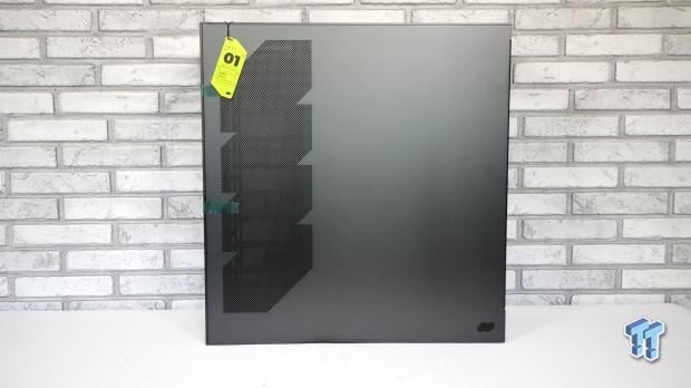 TRYX LUCA L70 Rev 1.0 Mid-Tower Chassis Review 11