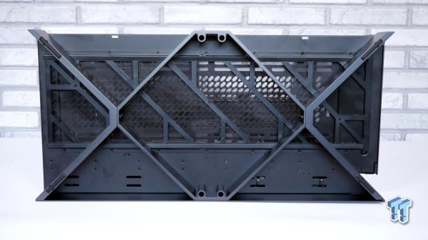 TRYX LUCA L70 Rev 1.0 Mid-Tower Chassis Review 13
