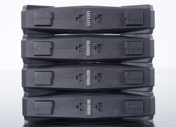 XPG Hurricane MAG 120 ARGB PWM (4-Fan Kit) Review 11