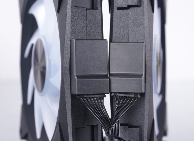 XPG Hurricane MAG 120 ARGB PWM (4-Fan Kit) Review 17