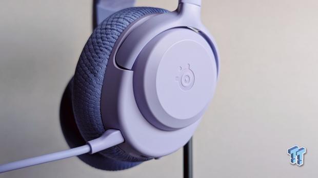SteelSeries Arctis Nova 3X Wireless Gaming Headset Review - For PC and Console Gamers 12