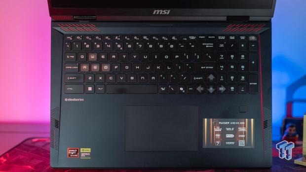 MSI Raider A18 HX A9W (Ryzen 9 9955HX3D + RTX 5090) Gaming Laptop Review 19